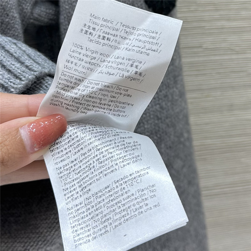 Va1e*ntin0 cropped floral cardigan grey