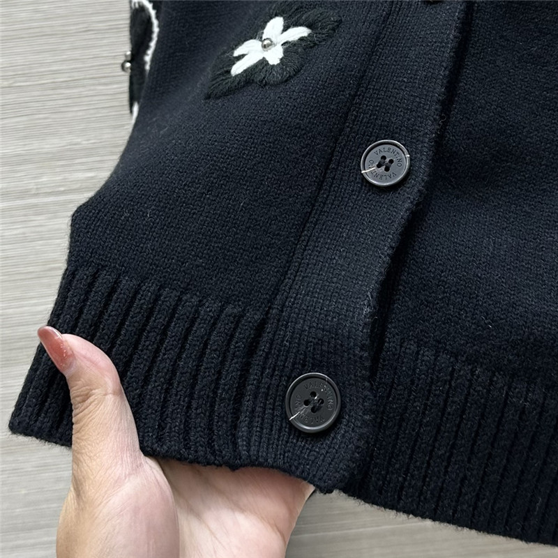 Va1e*ntin0 cropped floral cardigan navy