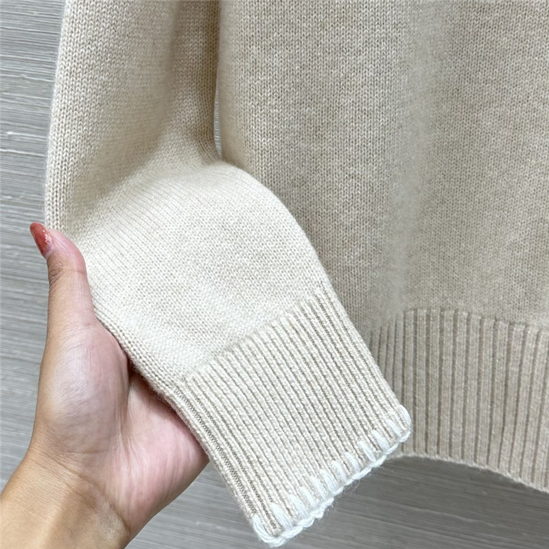 L0r0 P1ana trim beige cashmere sweater