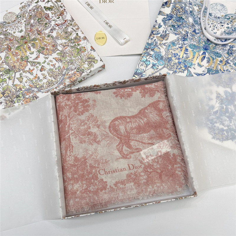 D10r jouy print shawl