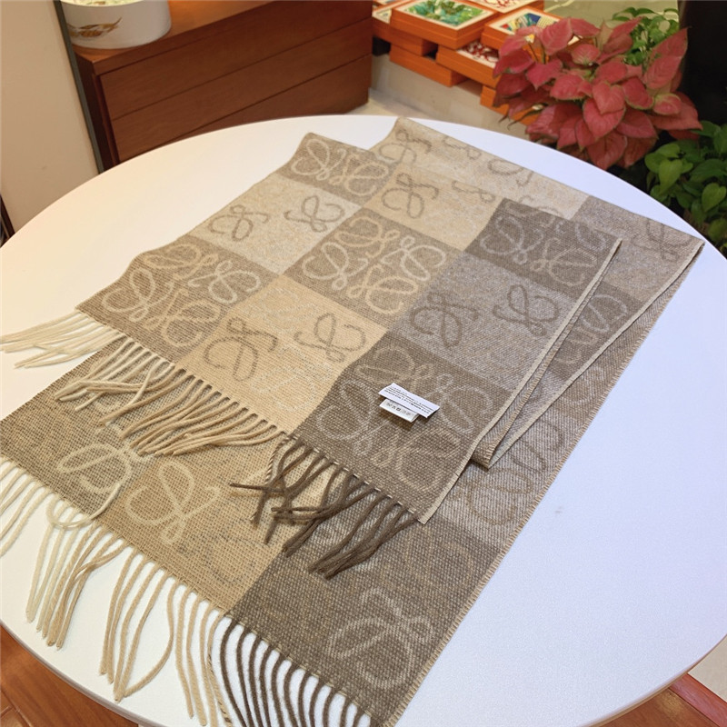 L0ew* two tone checkerboard scarf