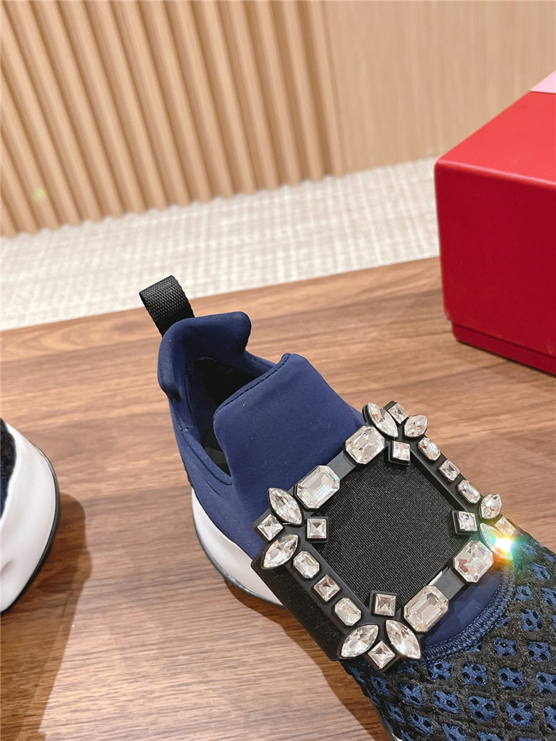 Roger Vivier Run Strass Buckle Sneakers in Blue