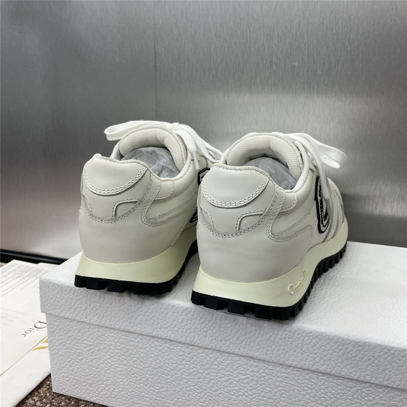 D10r white leather c’est sneakers