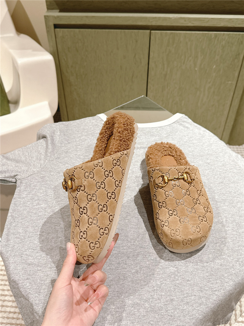 Gvc*1 wool horsebit mule in brown gg suede