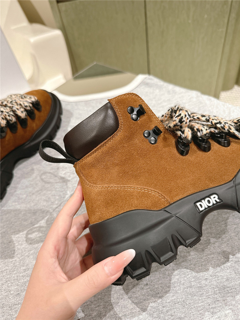 D10r lace-up high-top ankle boots brown