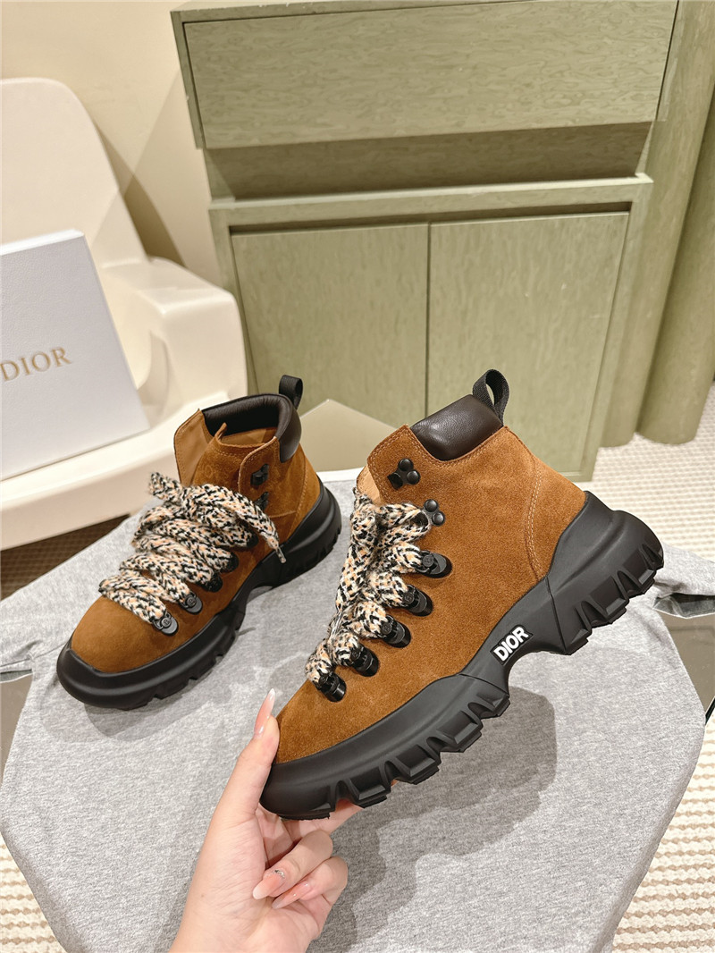 D10r lace-up high-top ankle boots brown