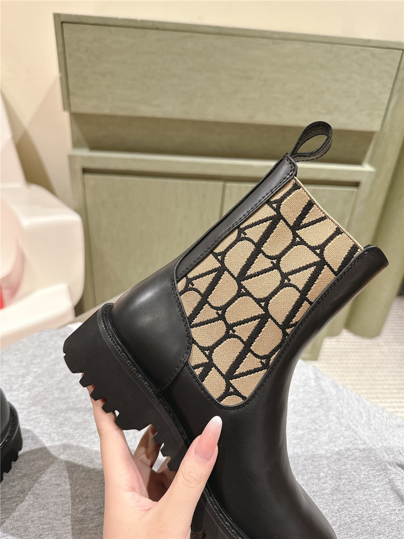 Va1e*ntin0 vlogo chelsea boot