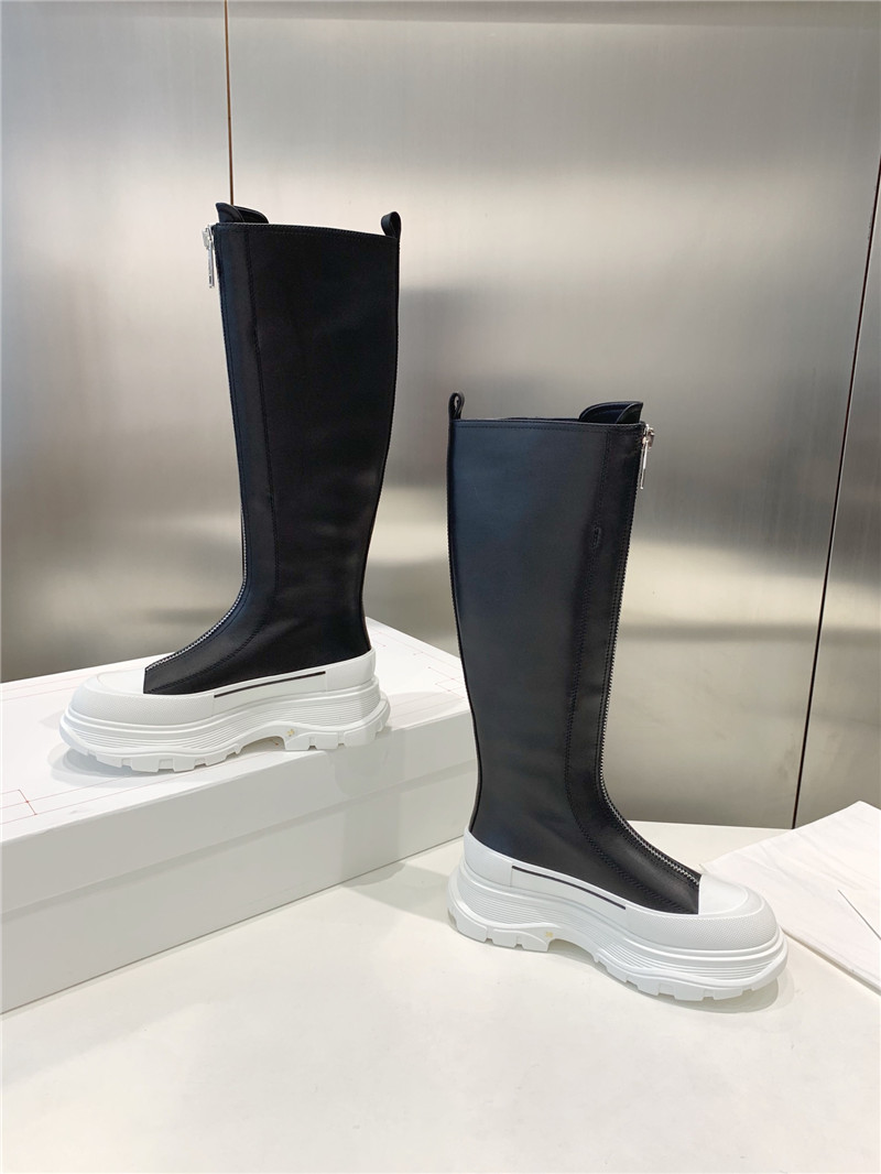 a1exa*der Mcqv*en tread slick knee-high boots