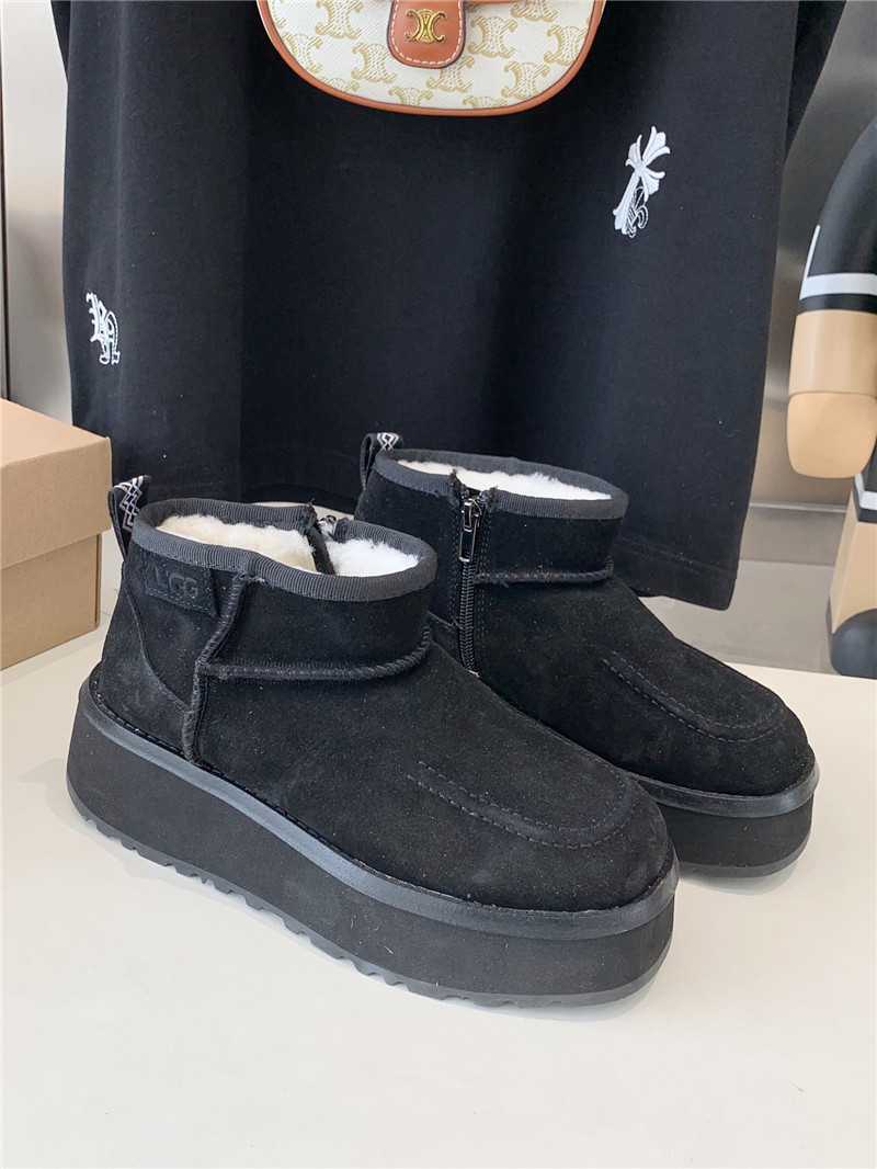 UGG Ultra Mini Platform Boots in Black
