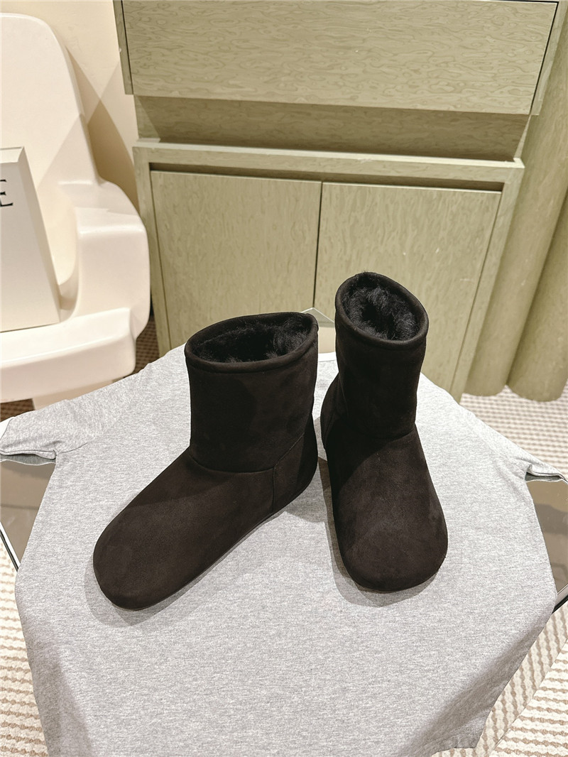 L0ew* suede lago shearling boots