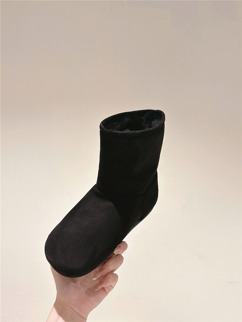 L0ew* suede lago shearling boots