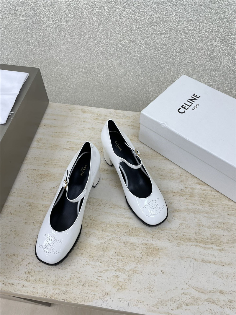 Ce1i*e lily triomphe patent pumps white