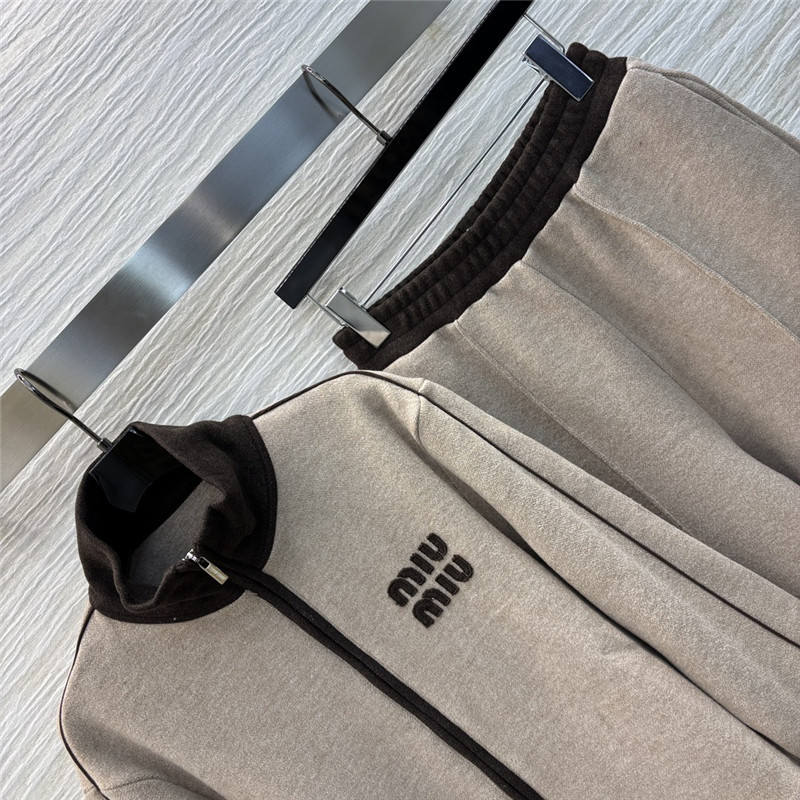 M1um1u zipper jacket + casual pants set