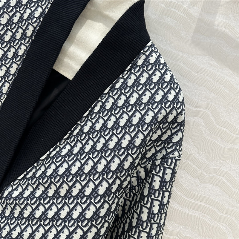 D10r padded bomber jacket