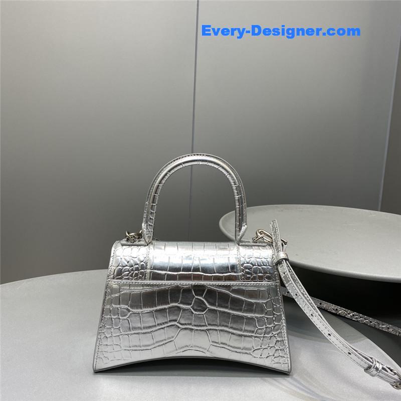 Ba1en*iaga hourglass bag silver
