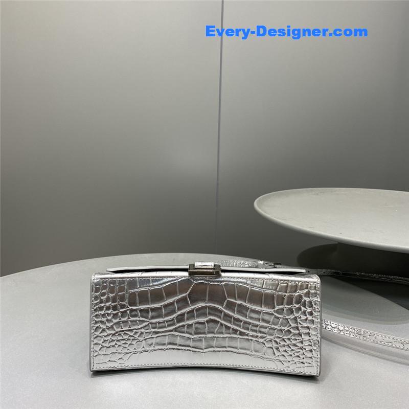 Ba1en*iaga hourglass bag silver