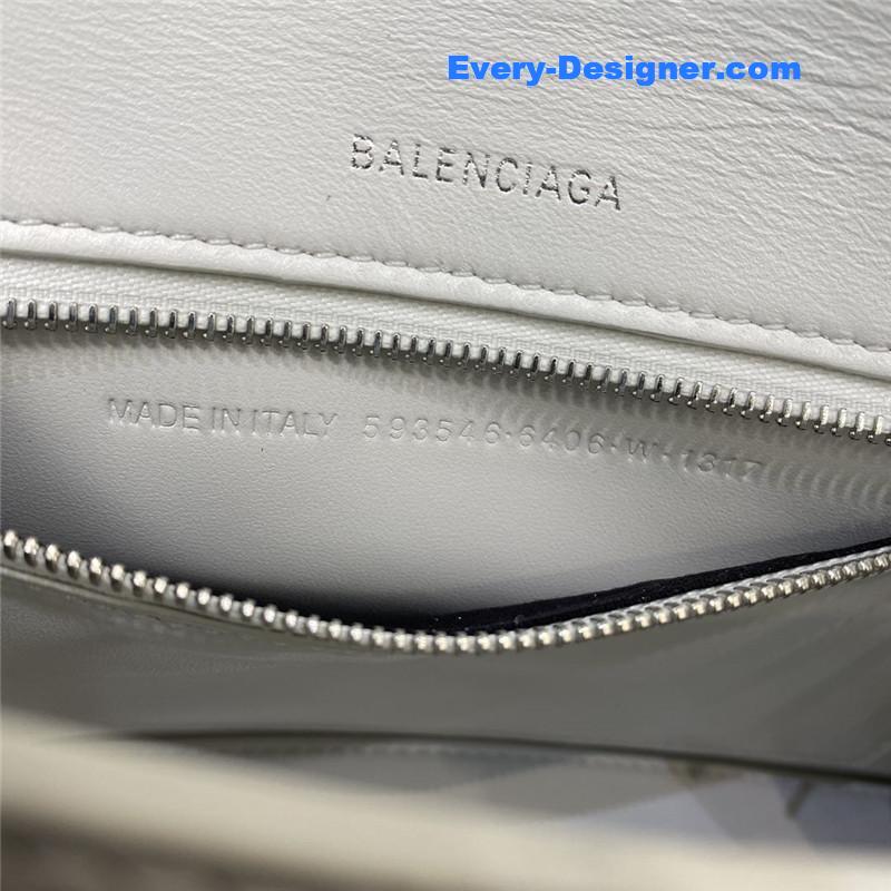 Ba1en*iaga hourglass bag white