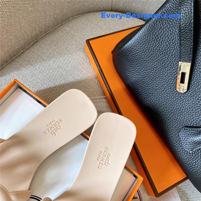 H**me5 new classic pig nose chain slippers