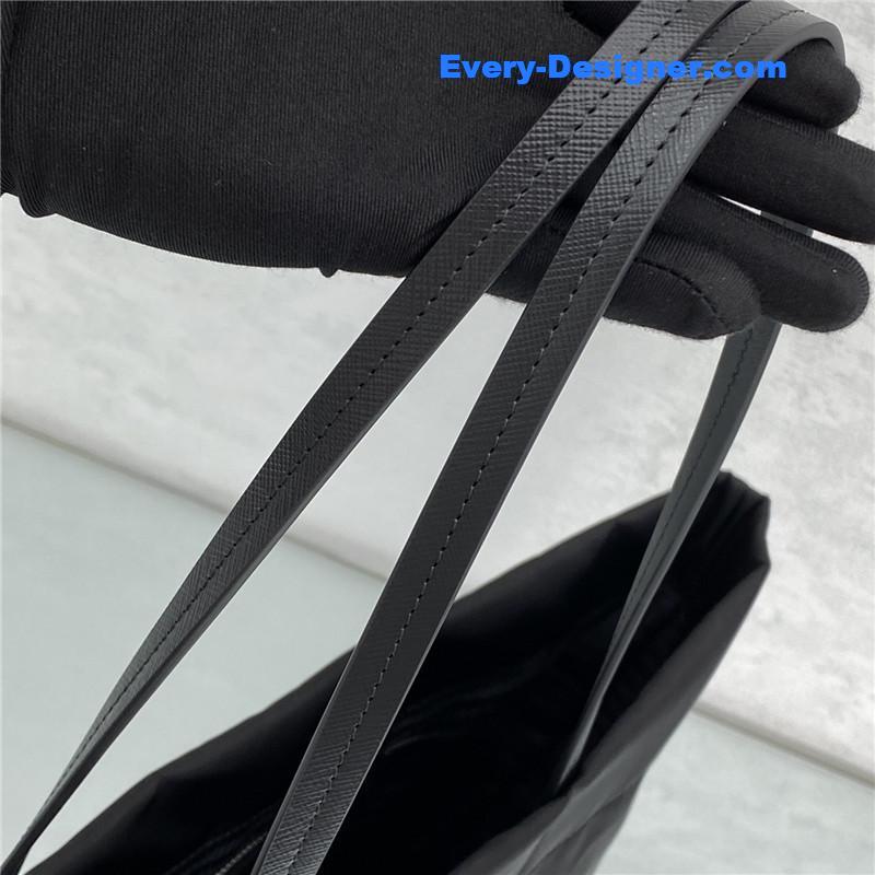 Pra*a nylon shopping bag