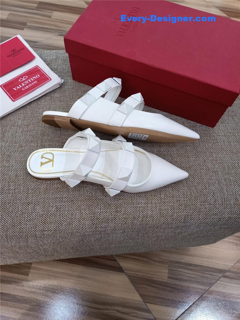 Va1e*ntin0 logo bronzing sandals