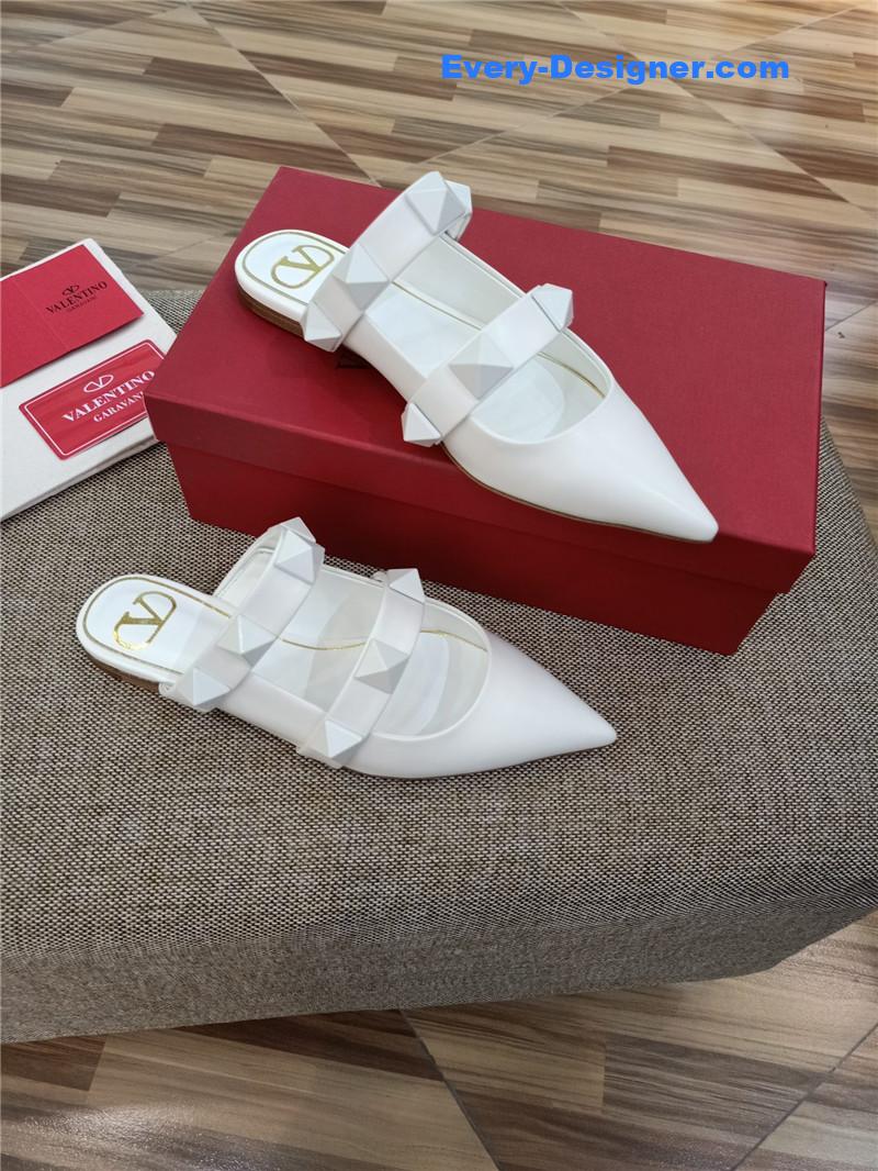 Va1e*ntin0 logo bronzing sandals