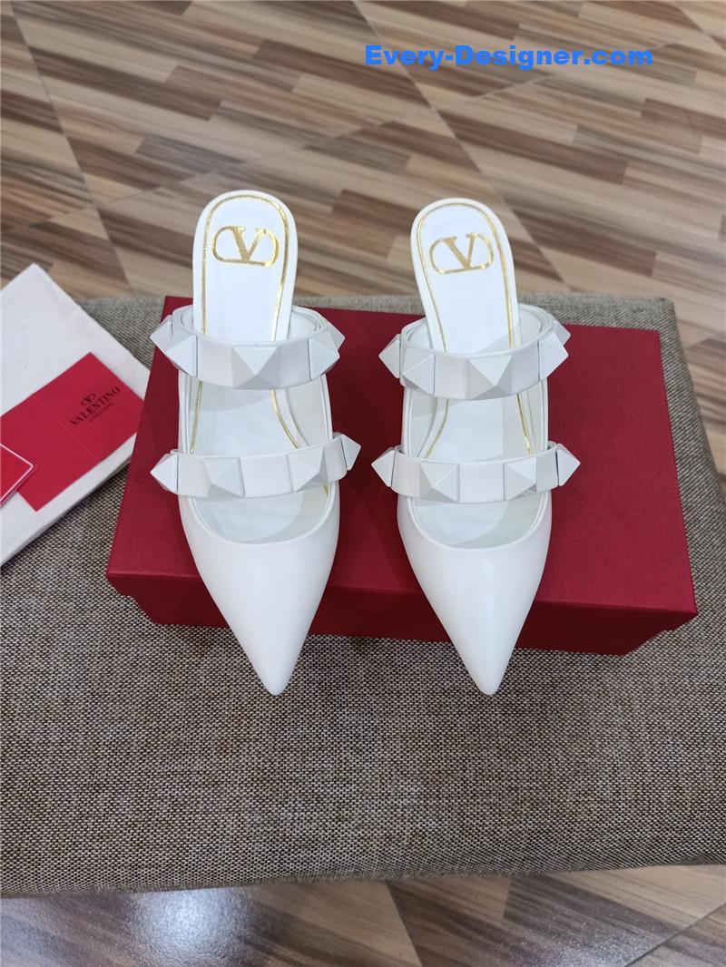 Va1e*ntin0 logo bronzing sandals