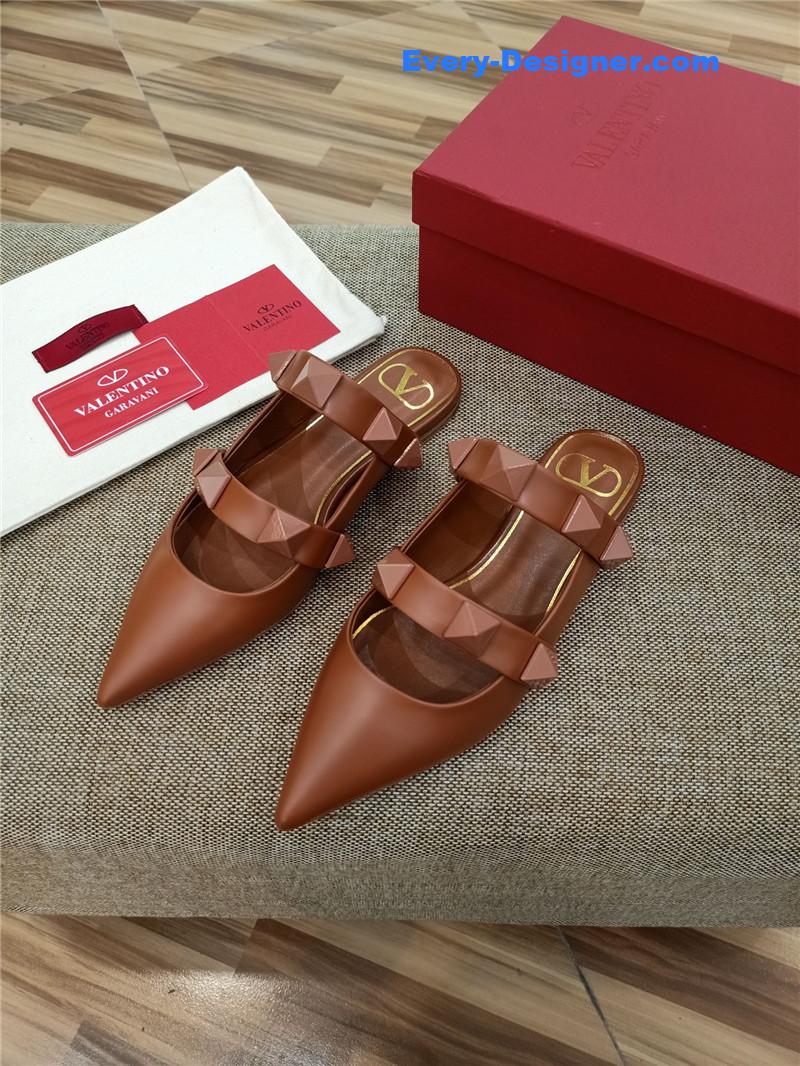 Va1e*ntin0 logo bronzing sandals