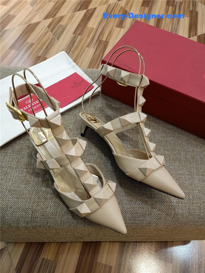 Va1e*ntin0 logo bronzing sandals