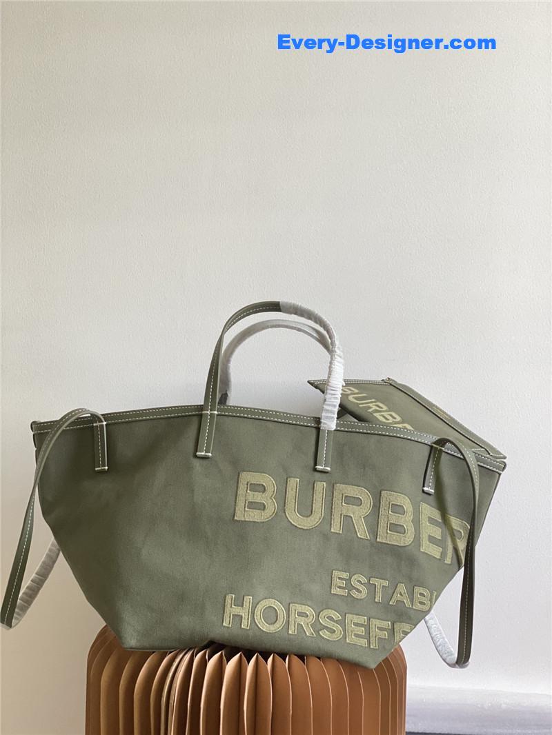 burberry beach tote bag