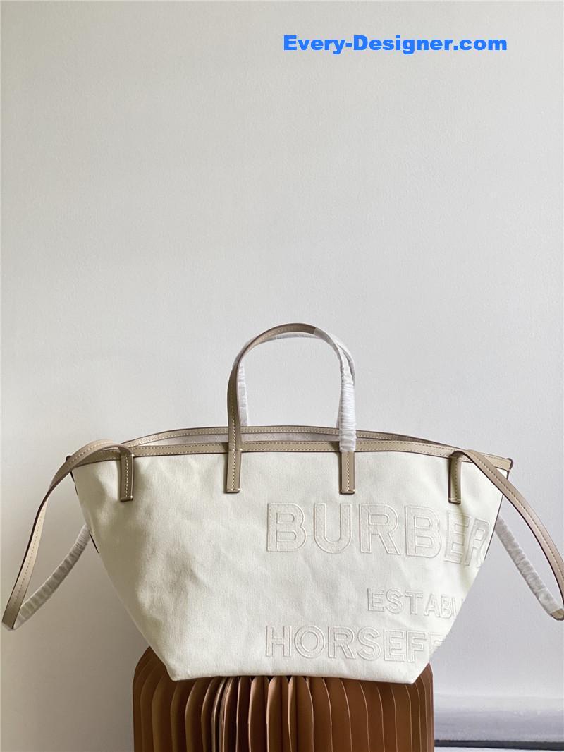 Bv*b*rry beach tote bag