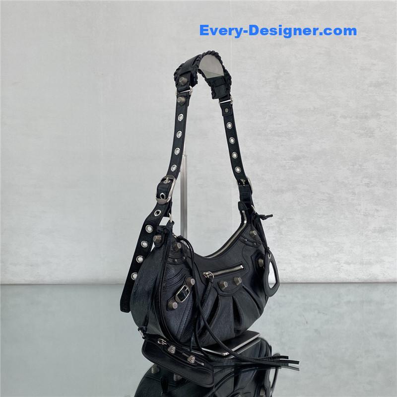 Ba1en*iaga le cagole leather shoulder bag