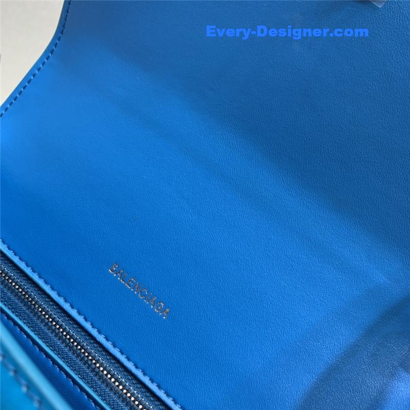 Ba1en*iaga hourglass bag crocodile