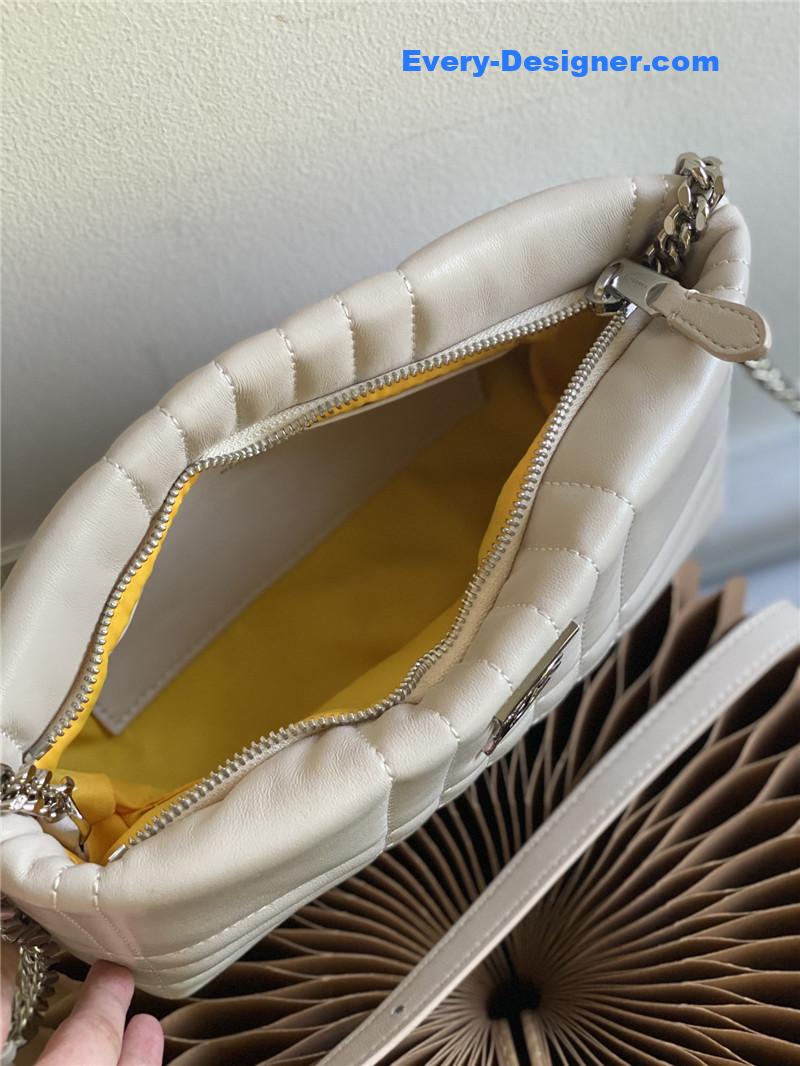 Bv*b*rry lola rose bag