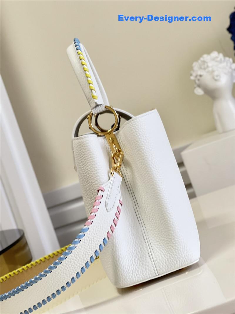 louis vuitton lv capucines mm taurillon leather bag