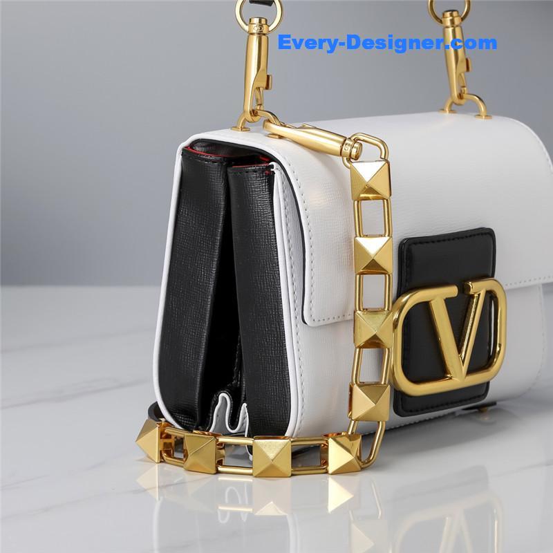 Va1e*ntin0 garavani stud sign shoulder bag