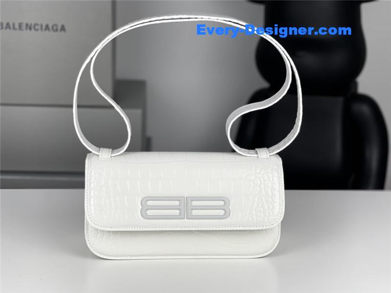 Ba1en*iaga gossip small bag crocodile