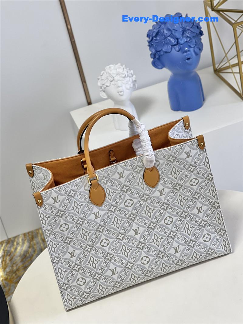 louis vuitton lv onthego large canvas bag
