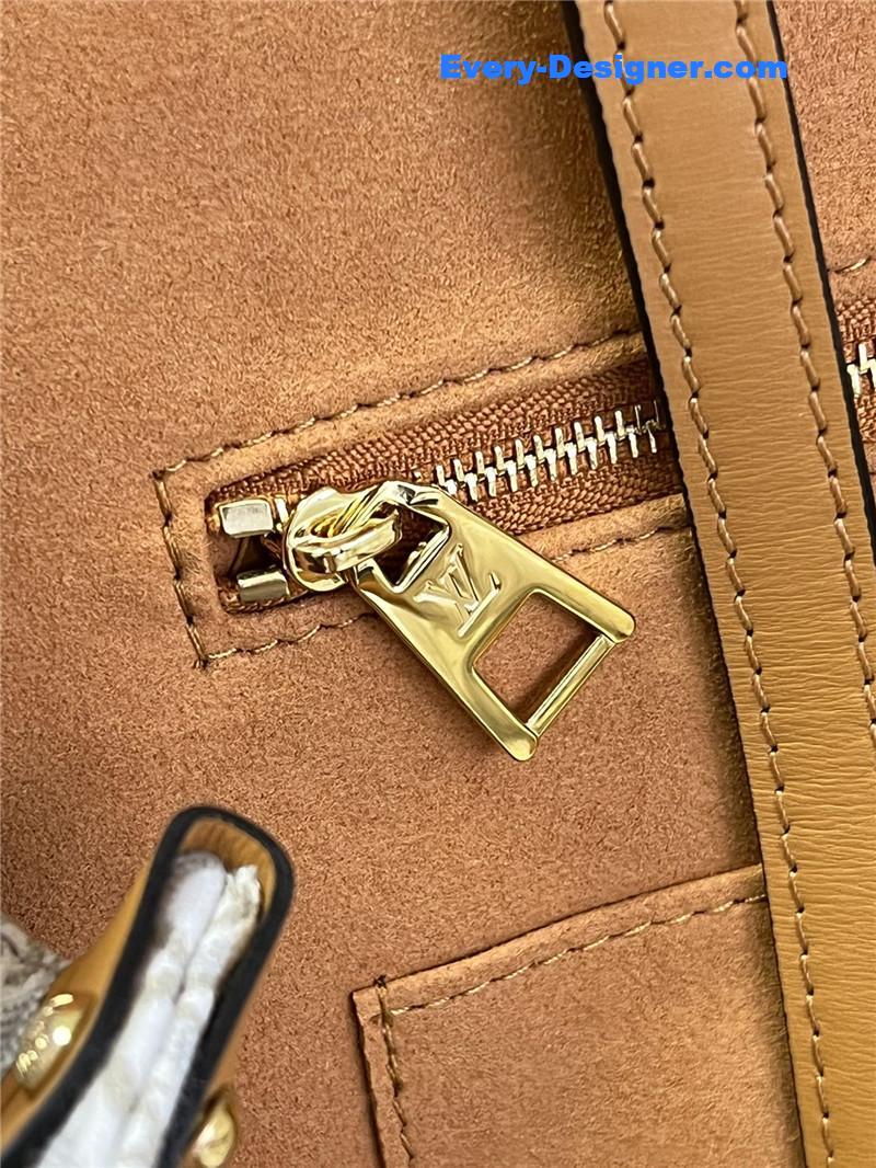 louis vuitton lv onthego mm canvas bag