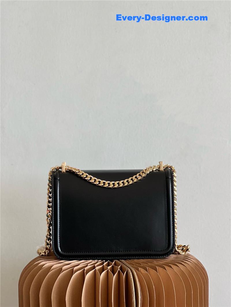 burberry tb logo lock bag