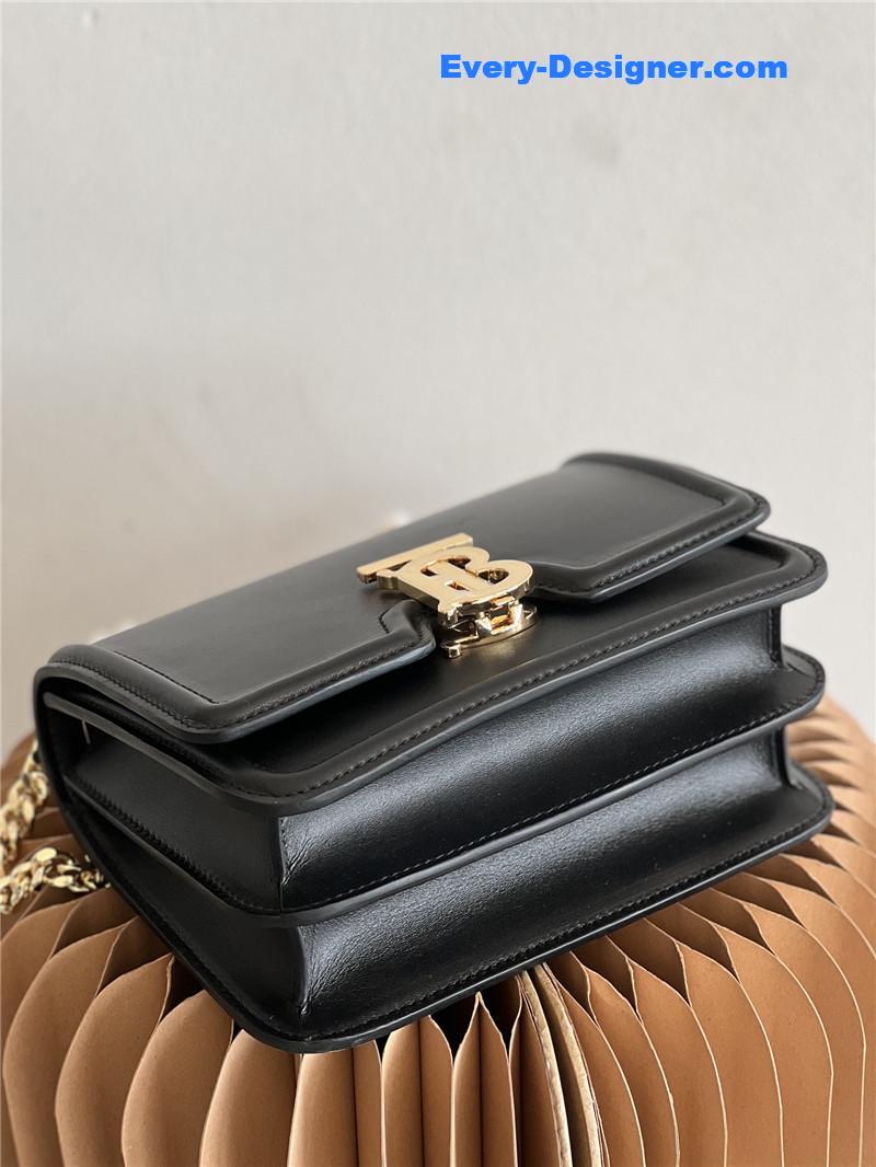 burberry tb logo lock bag