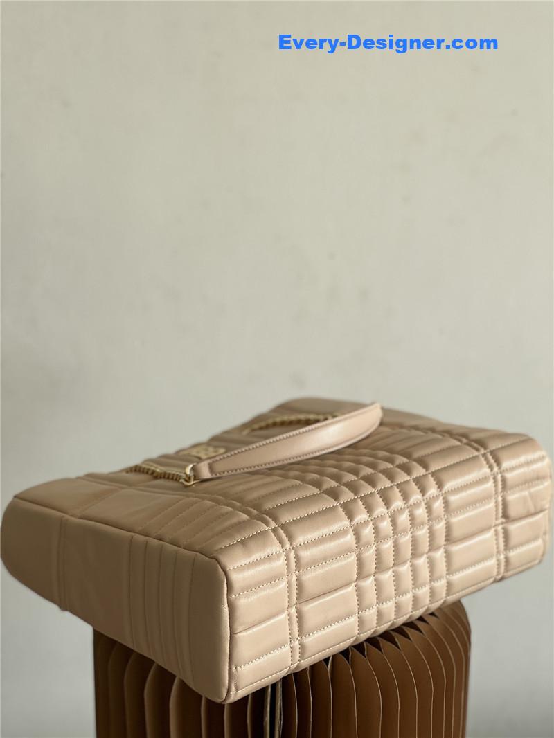 Bv*b*rry shopping bag