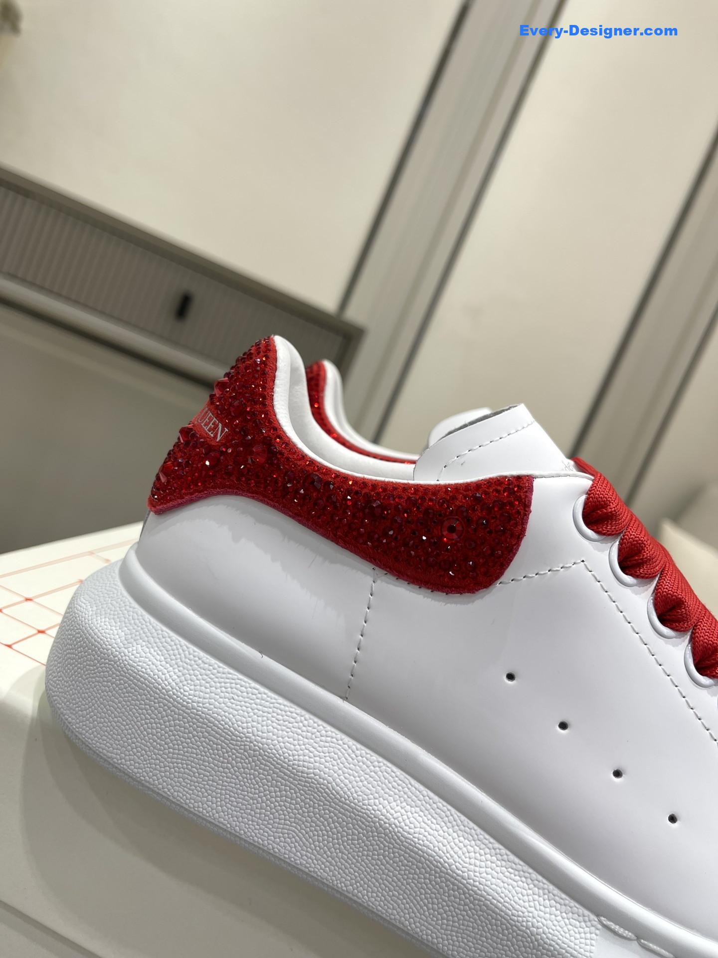 a1exa*der Mcqv*en couple sneakers