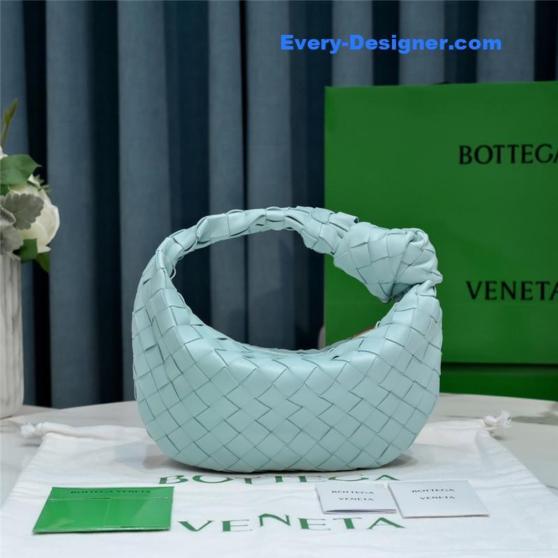 b0tt*ga Ven*ta mini jodie bag