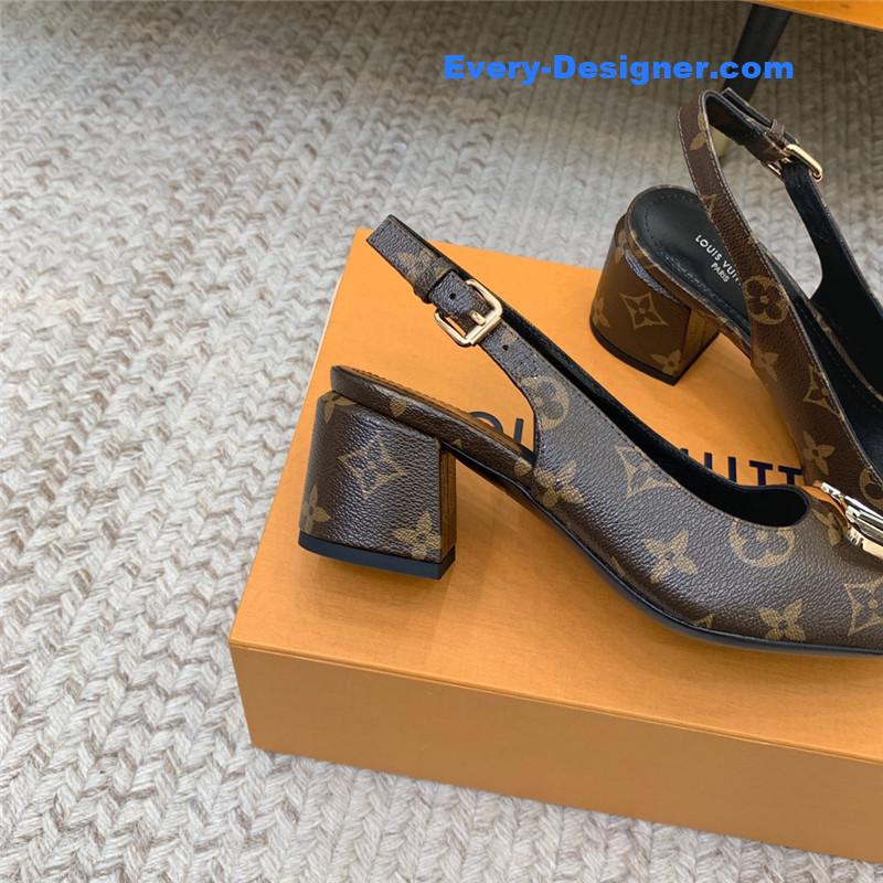 l0vis Vvtt0n lv classic chunky heel sandals