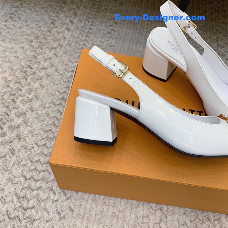 l0vis Vvtt0n lv classic chunky heel sandals