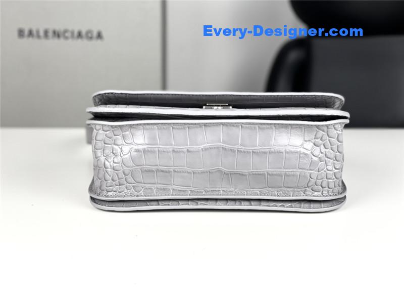 Ba1en*iaga gossip small bag crocodile