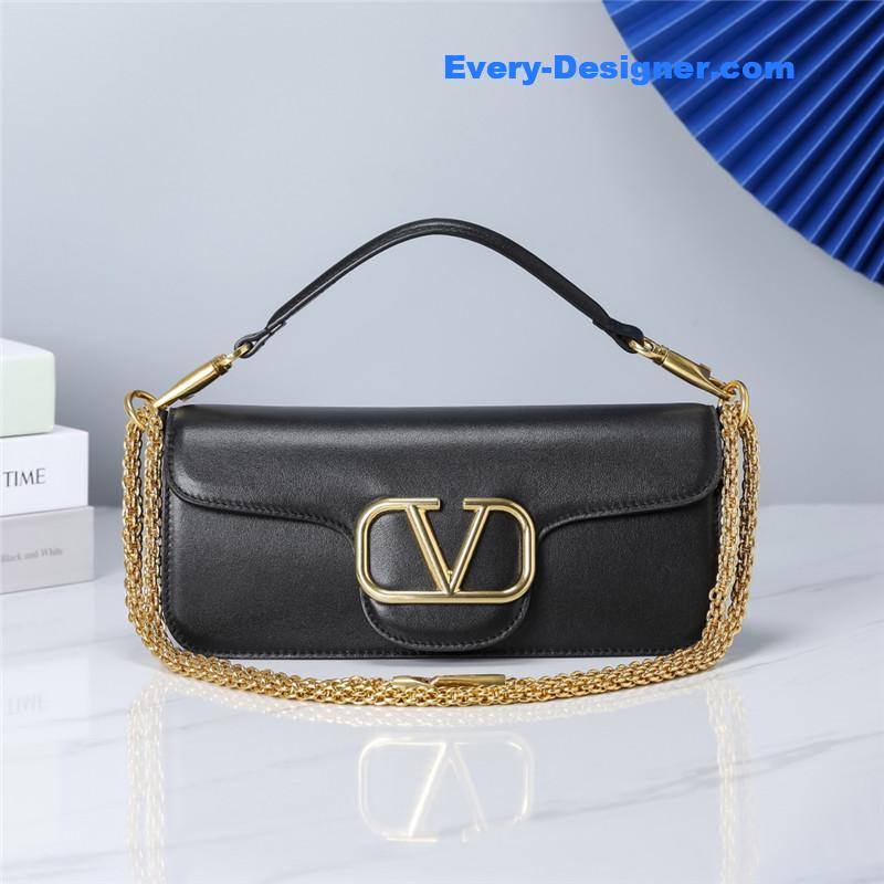 Va1e*ntin0 vlogo signature shoulder bag
