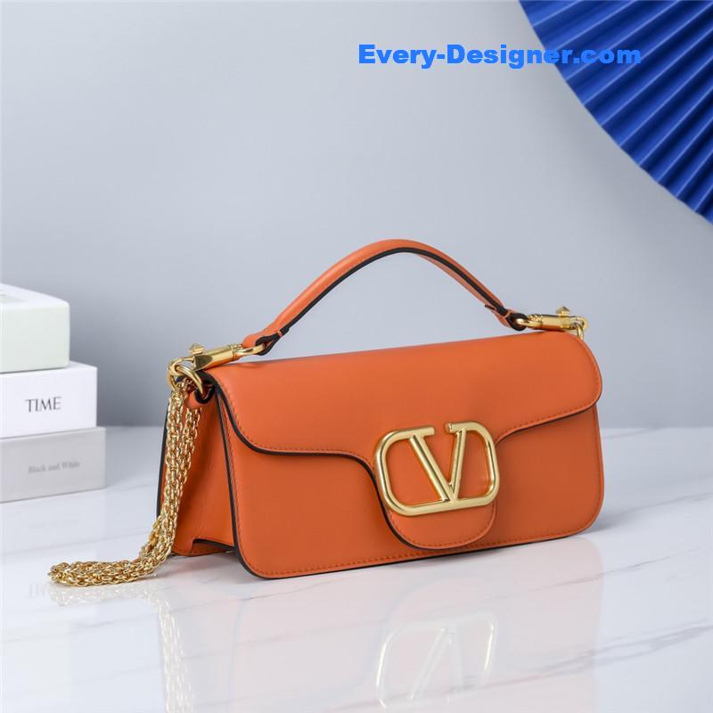 Va1e*ntin0 vlogo signature shoulder bag