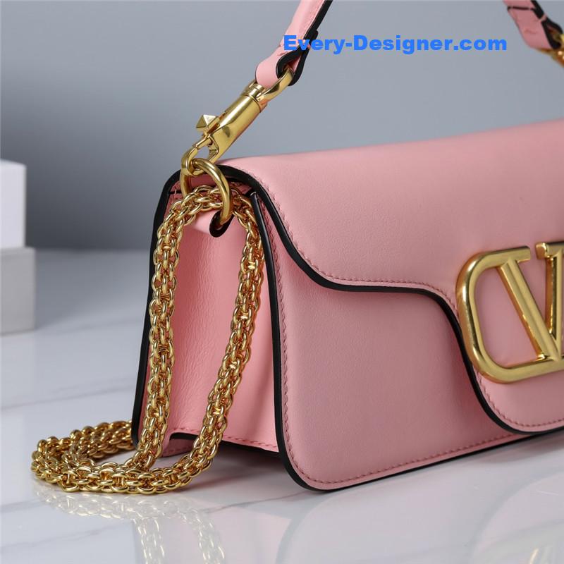 Va1e*ntin0 vlogo signature calfskin shoulder bag