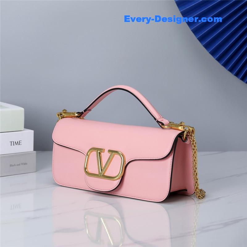 Va1e*ntin0 vlogo signature shoulder bag